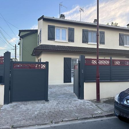 Chambre Pour 2 Personnes Avec Lit Separe Dans La Banlieue Parisienne 邦迪 外观 照片