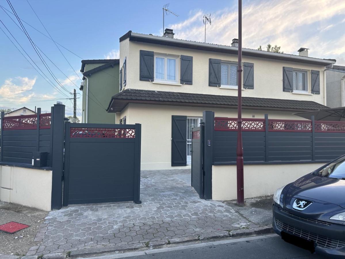 Chambre Pour 2 Personnes Avec Lit Separe Dans La Banlieue Parisienne 邦迪 外观 照片